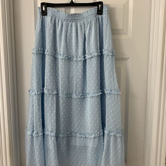 Size XL Swiss Dot Pattern Peasant skirt with four tiers.  NWOT pastel blue - Picture 7 of 11